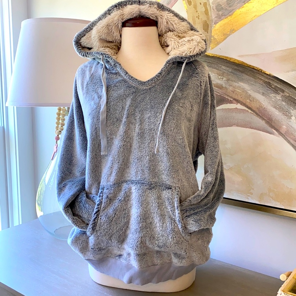 🎉Dylan sweatshirt